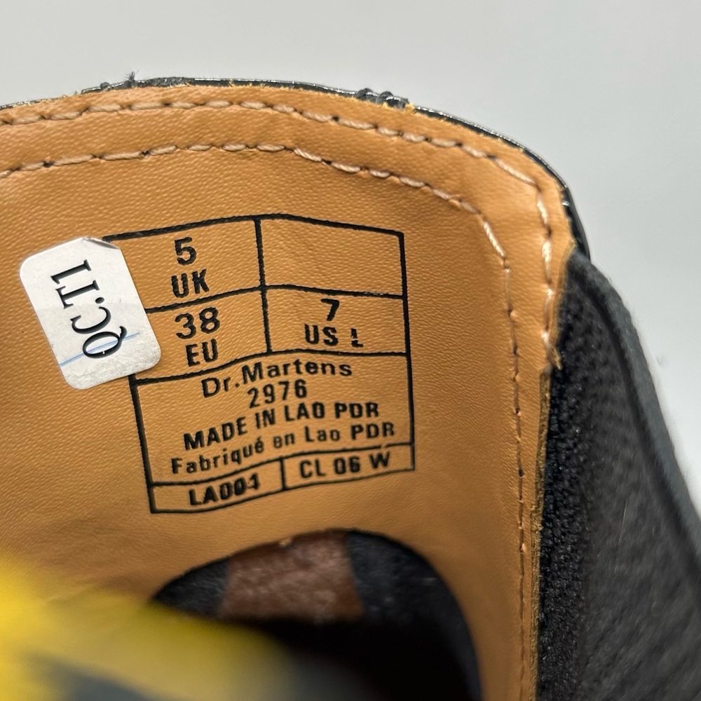 Dr. Martens 2976 Black Patent Leather Chelsea Boot Womens Size 7 - Picture 9 of 9